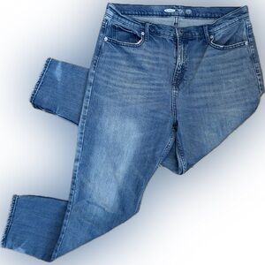 Old Navy “The Power Jean” Perfect Straight Ankle – Size 14